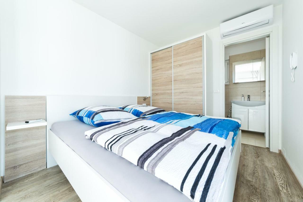 Kuca Buzov - Holiday House In Croatia 斯里马 外观 照片